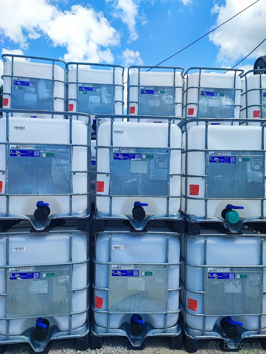 ZNÍŽENÁ CENA na Potravinárske 600l ibc kontajnery