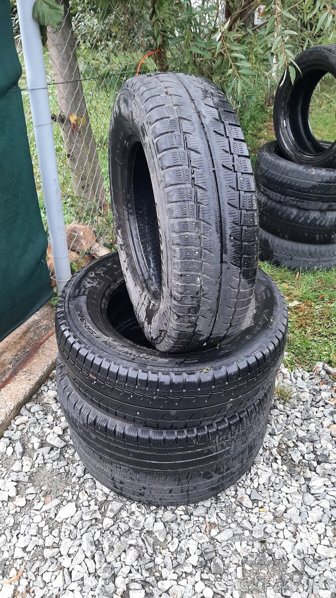 215/75r16c 116/114n zimne