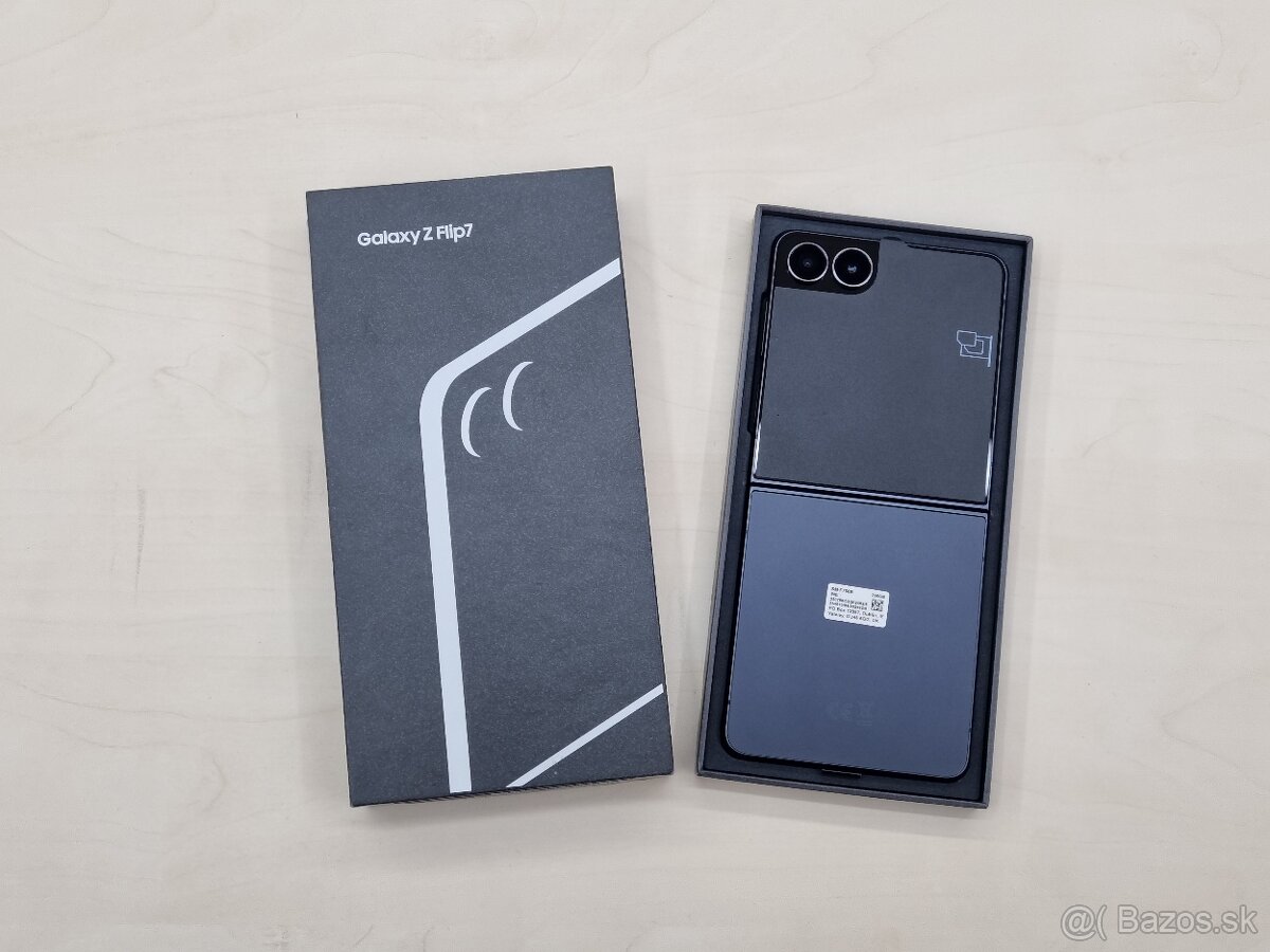 Samsung Galaxy Z Flip7 256GB Jetblack
