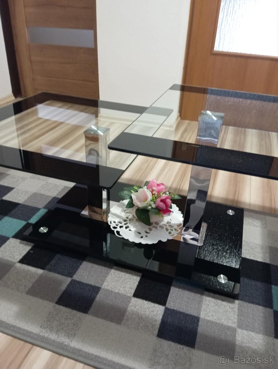 Predam Konferenčný stolík