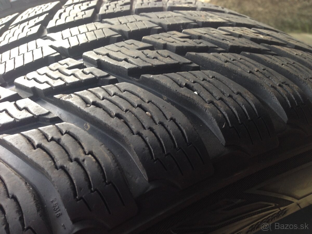 Predám zimné 275/40 r21
