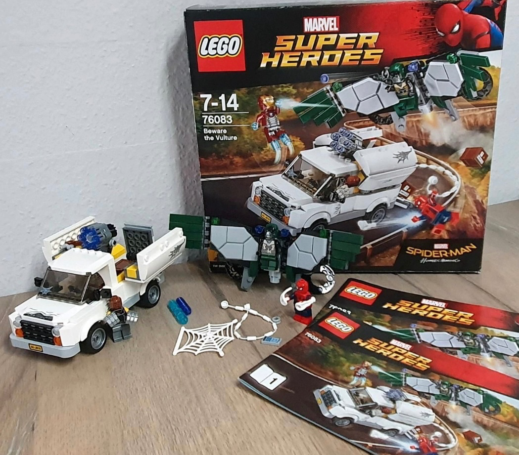 76083 Lego Super Heroes - Pozor na Vultura