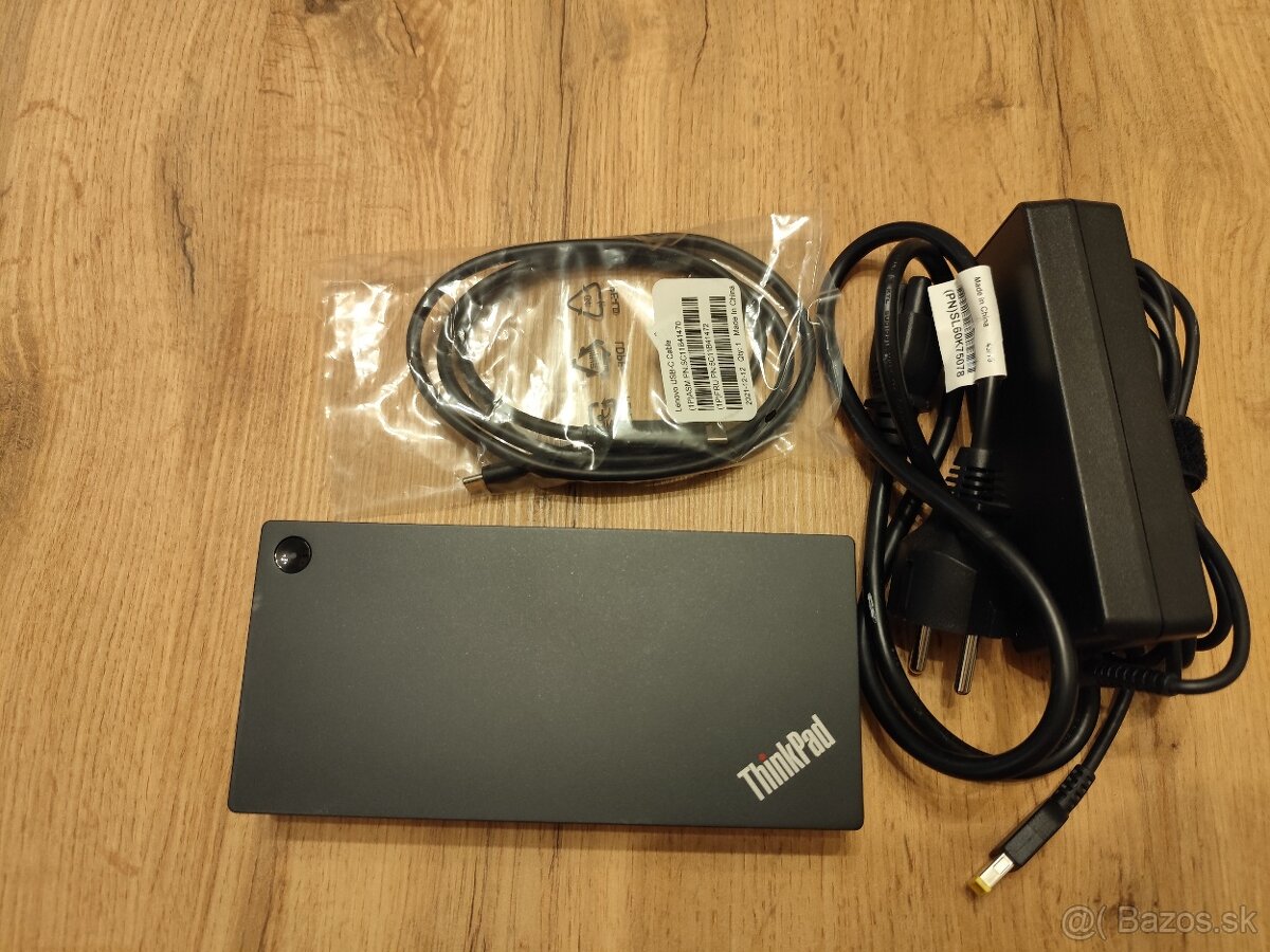 Lenovo ThinkPad Universal USB-C Dock