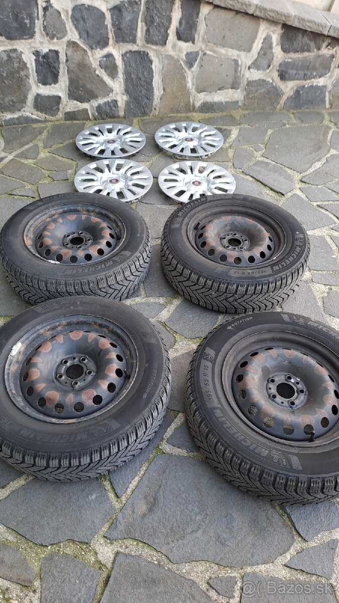 Zimné pneumatiky 15" na plechových diskoch Fiat Tipo