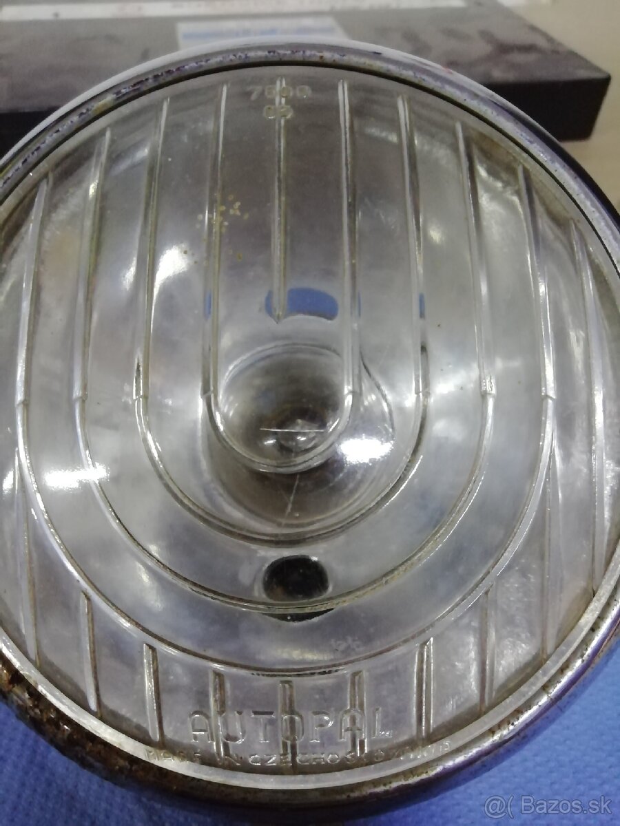 Manet 90 predné svetlo