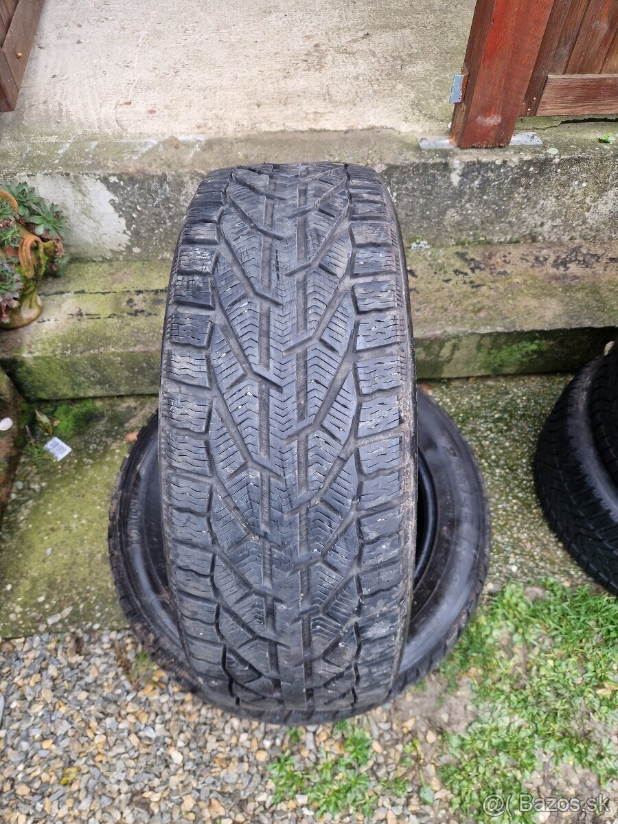 Predám zimné pneu 235/55r19