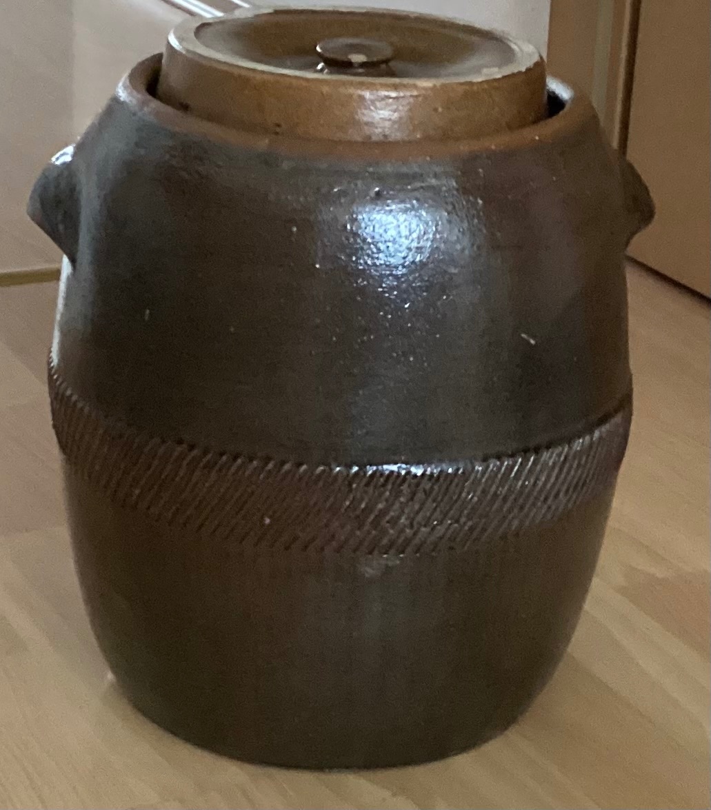 Keramický súd na kapustu