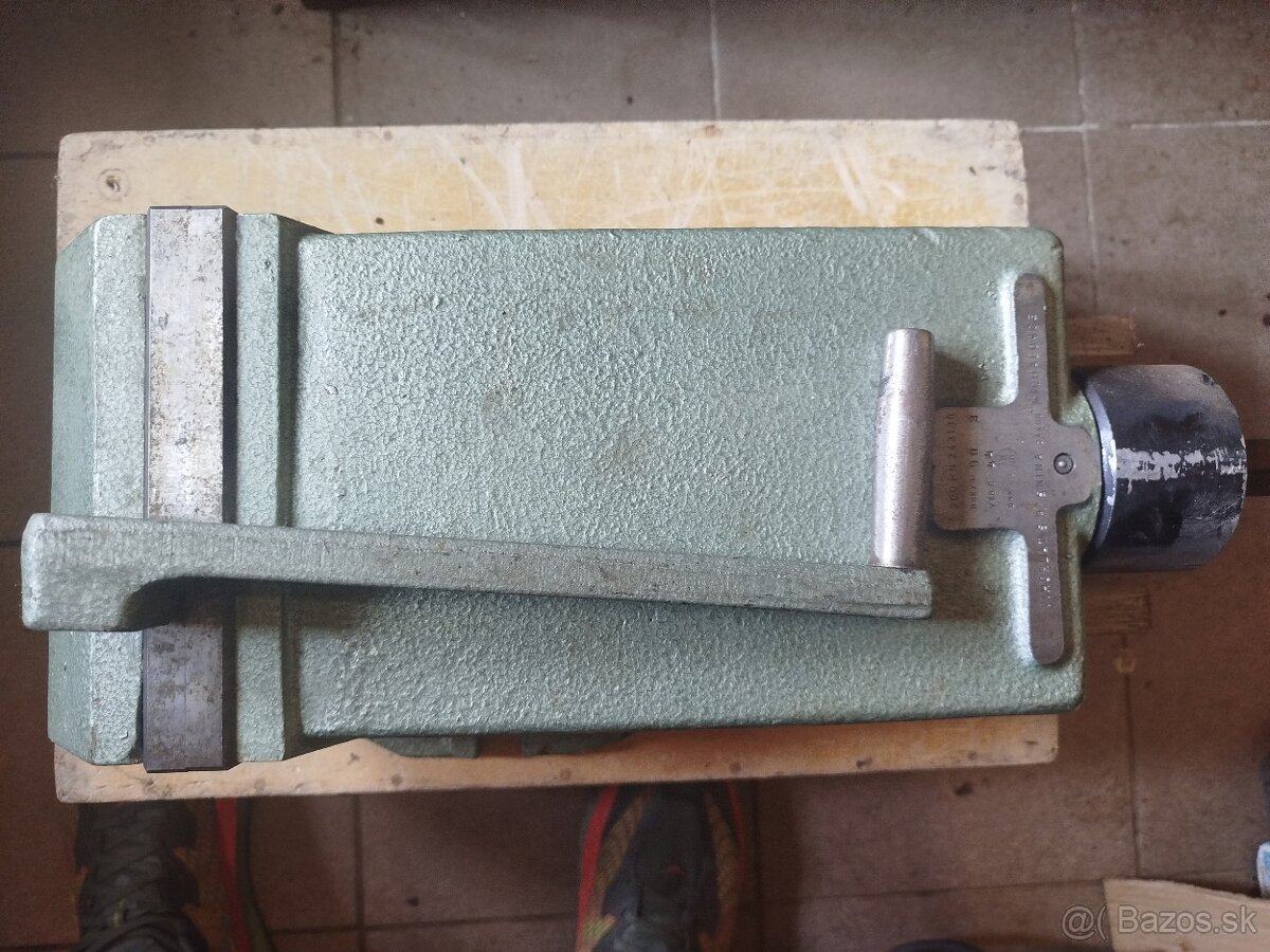 Zverák Vihorlat Snina 200mm