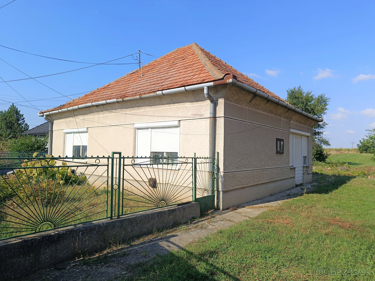 Na predaj starší rodinný dom v obci Tvrdošovce