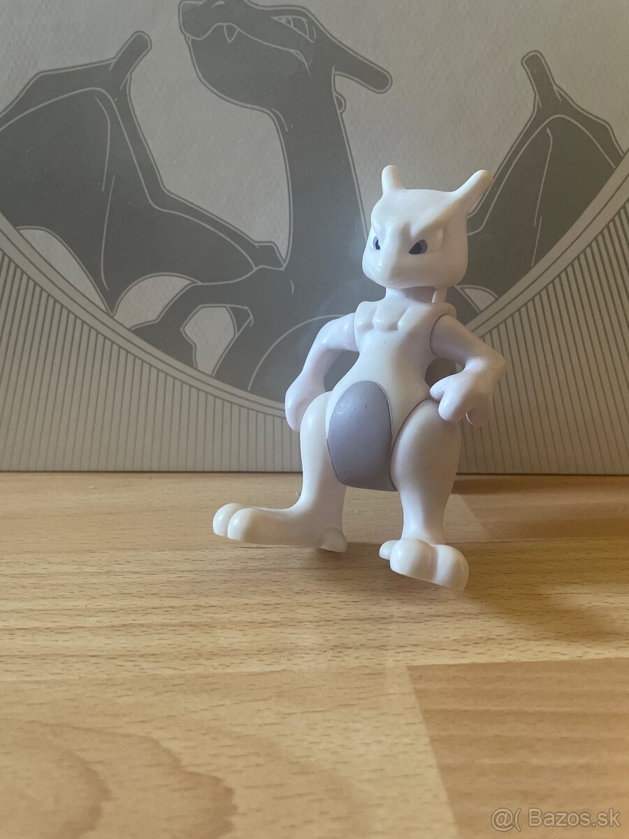 Raritná figúrka Mewtwo 1998