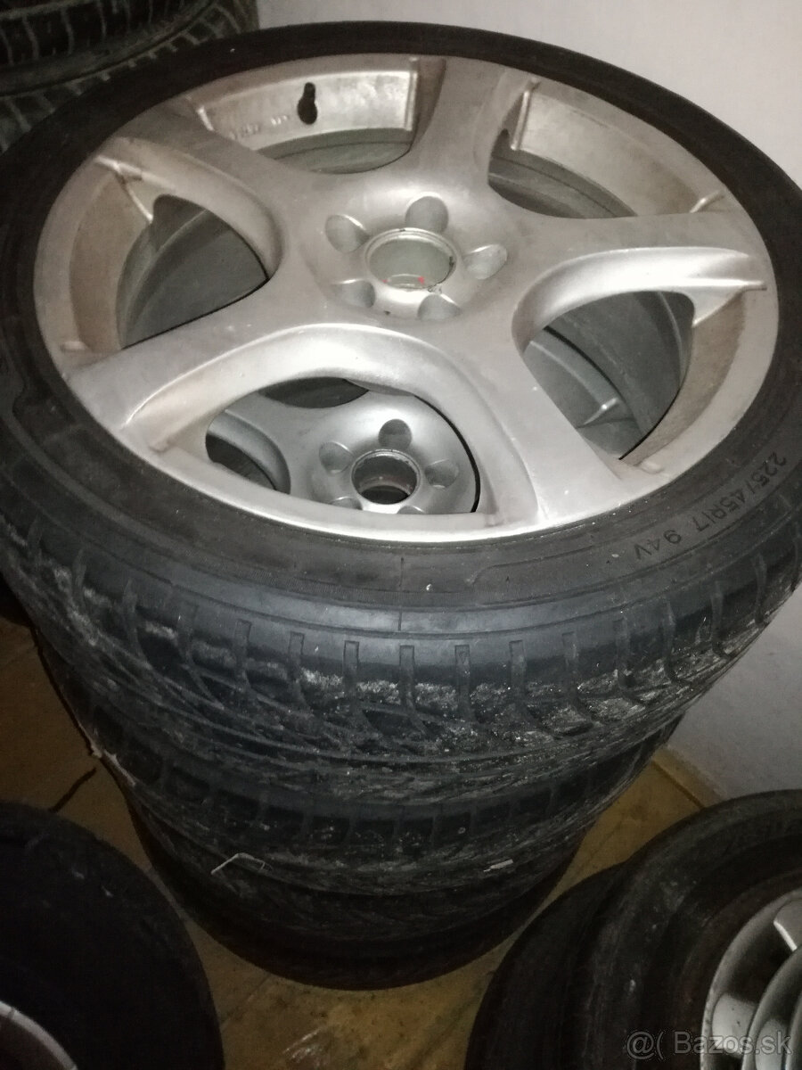 predam elektrony 17ky na skodu octaviu 2,a folf 4