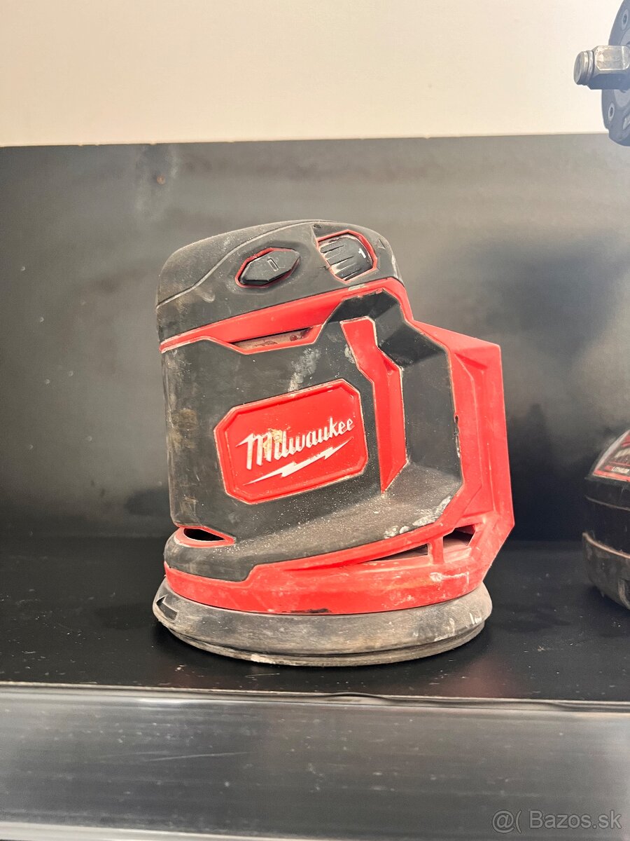 Predám excentricku brúsku Milwaukee m18