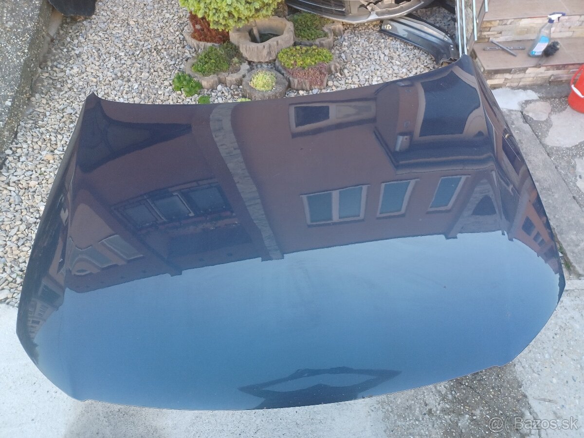 Predam kapotu passat b6