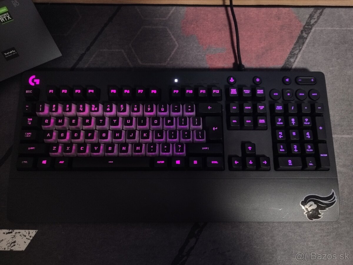 CUSTOM herná klávesnica Logitech