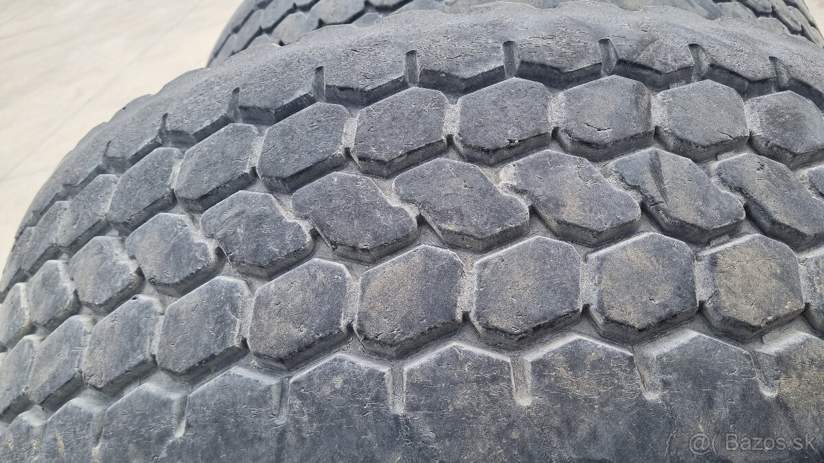 385/65R22.5