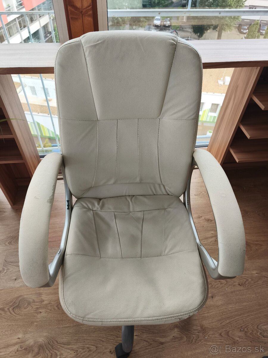 Teleskopická stolička