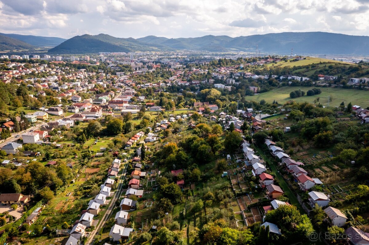 Na predaj záhradkársky pozemok v oblasti Panoráma - Humenné