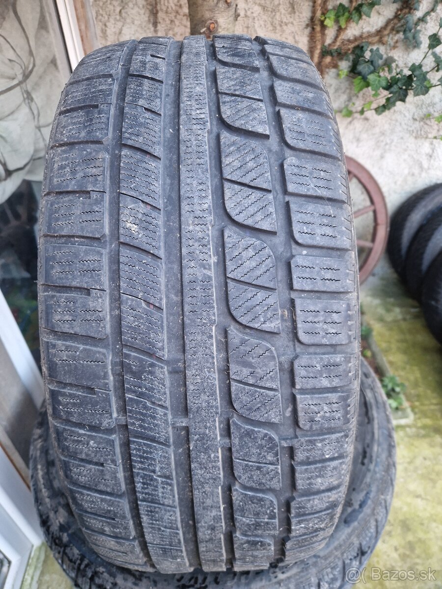 Predám zimné pneu 275/45r20