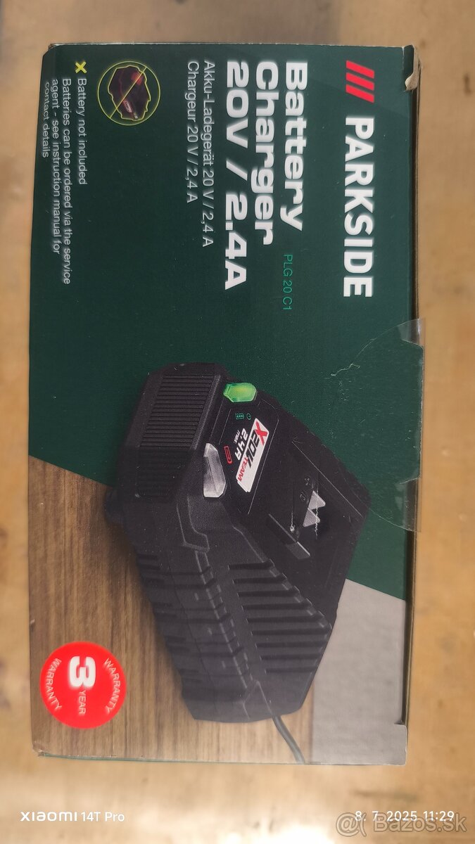 Parkside Nabíjačka na akumulátor 20 V/2,4 A PLG 20 C1