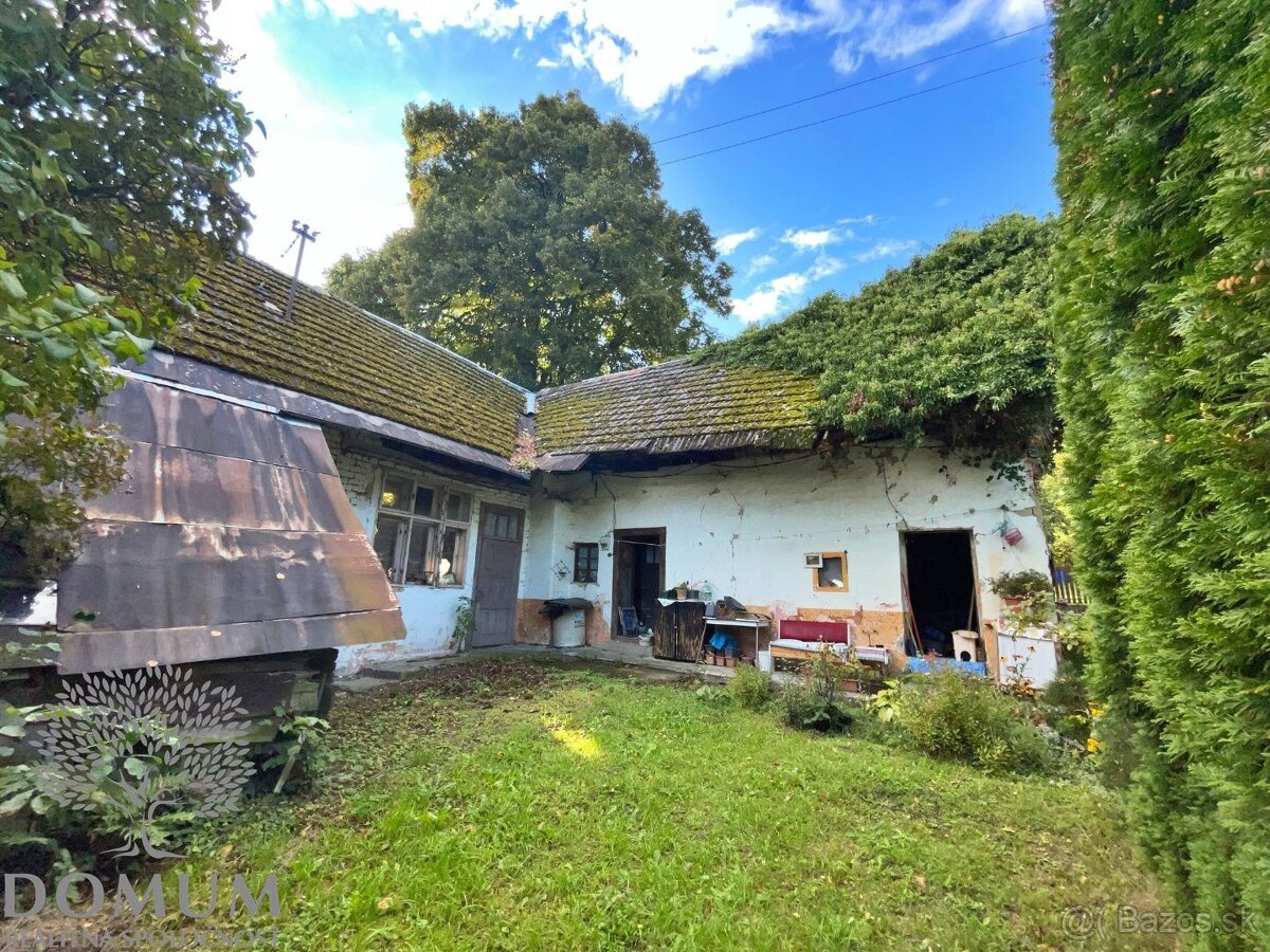 Vidiecka chalupa v dedinke Hrubá Strana, 736m2, pekná prírod