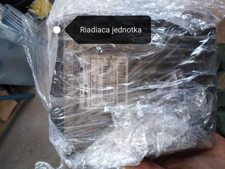 Dácia Logan 2010 - 2013 Riadiaca jednotka 8201002106