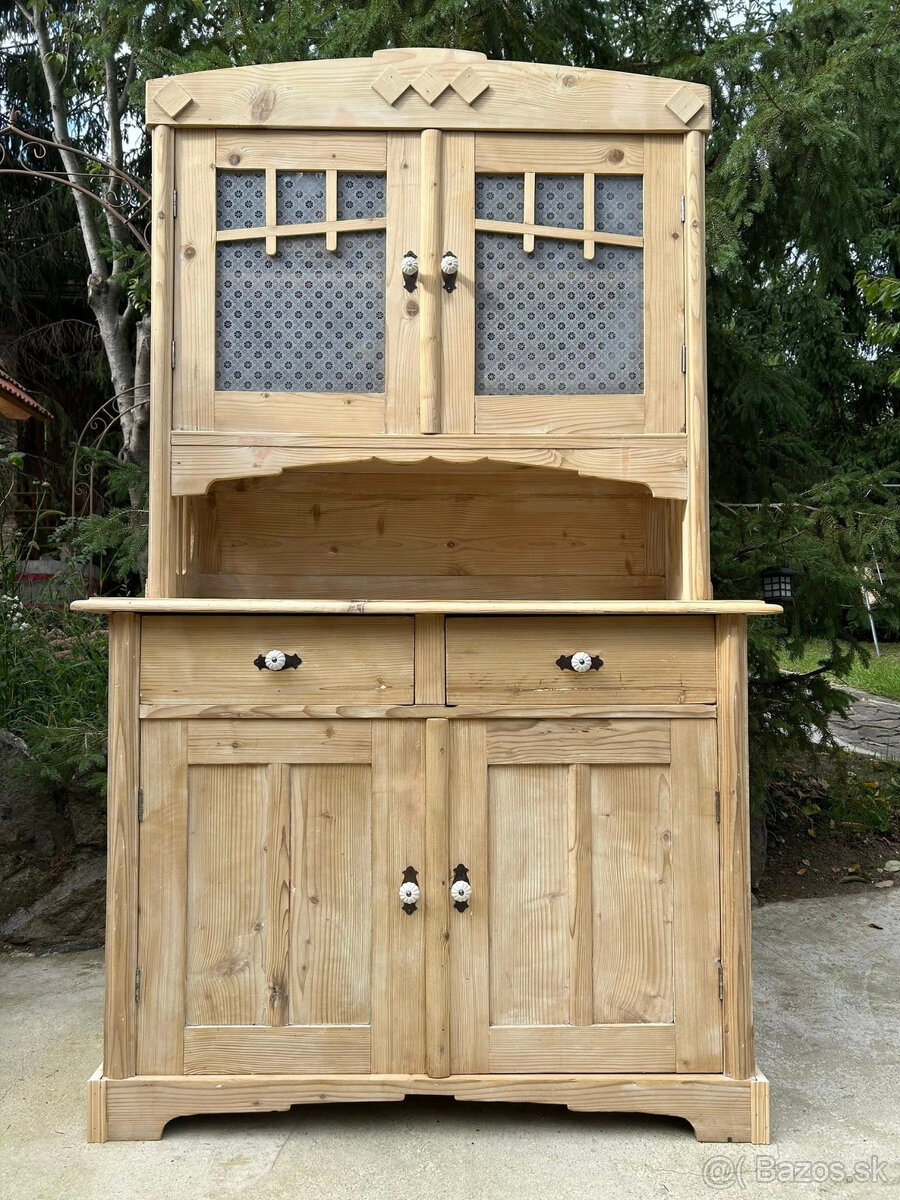 Kredenc Vintage - K91