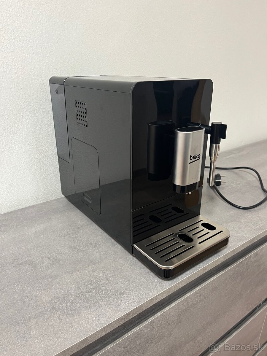 Predám automaticky kávovar Beko