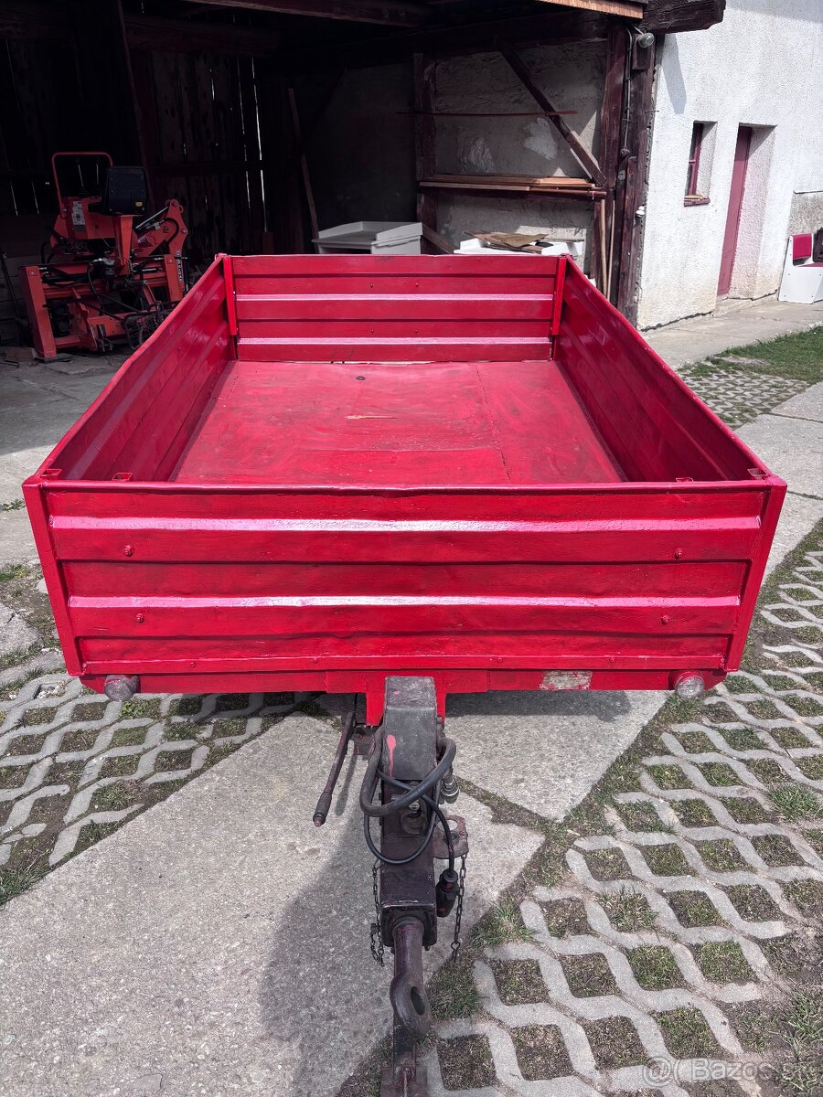 Vlečka za malotraktor