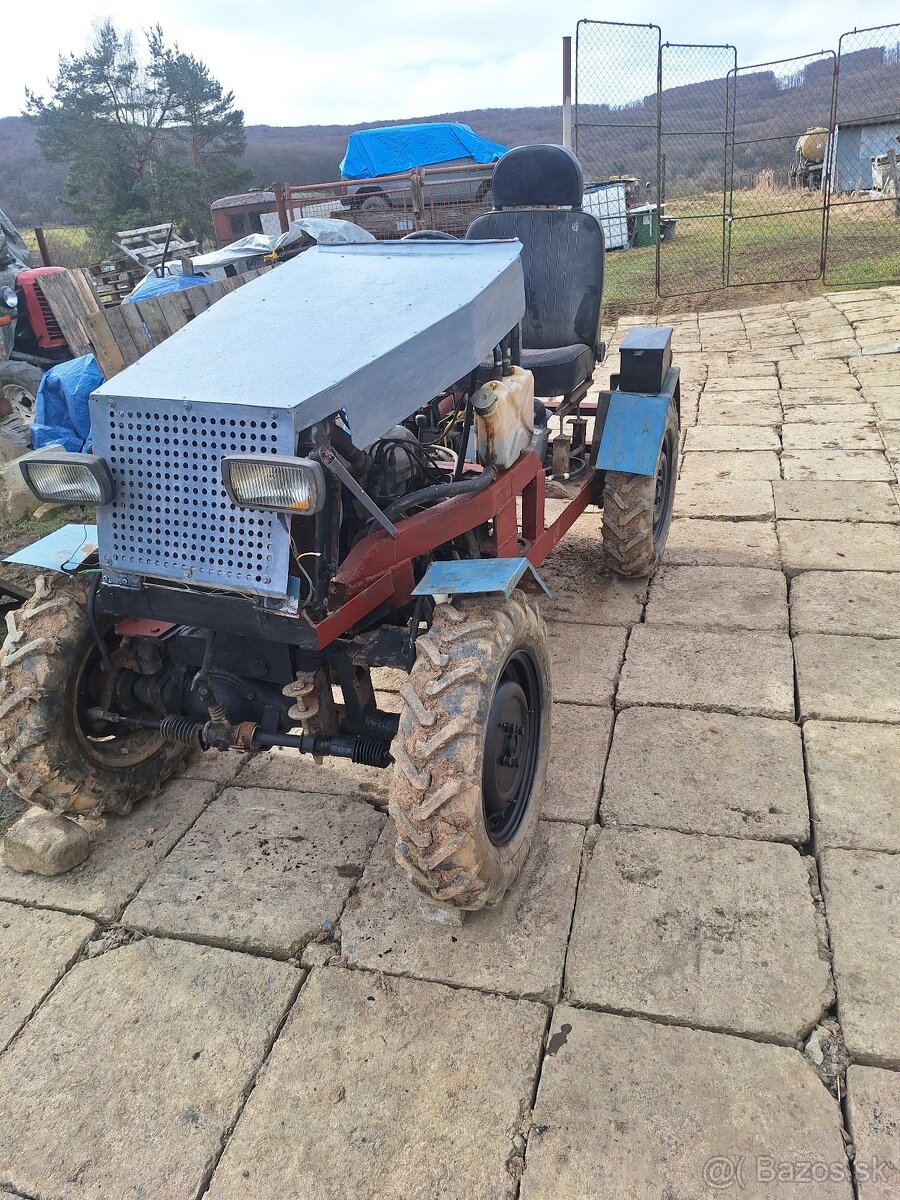 Malotraktor 4x4 možnosť dopravy
