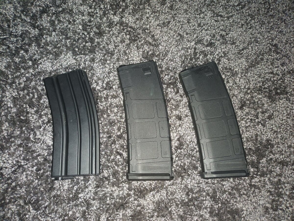 Airsoft m4 zasobniky