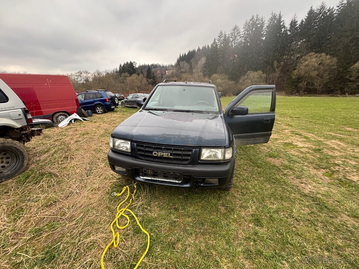 Opel frontra 2.0 dtl Rozpredam ma náhradné diely