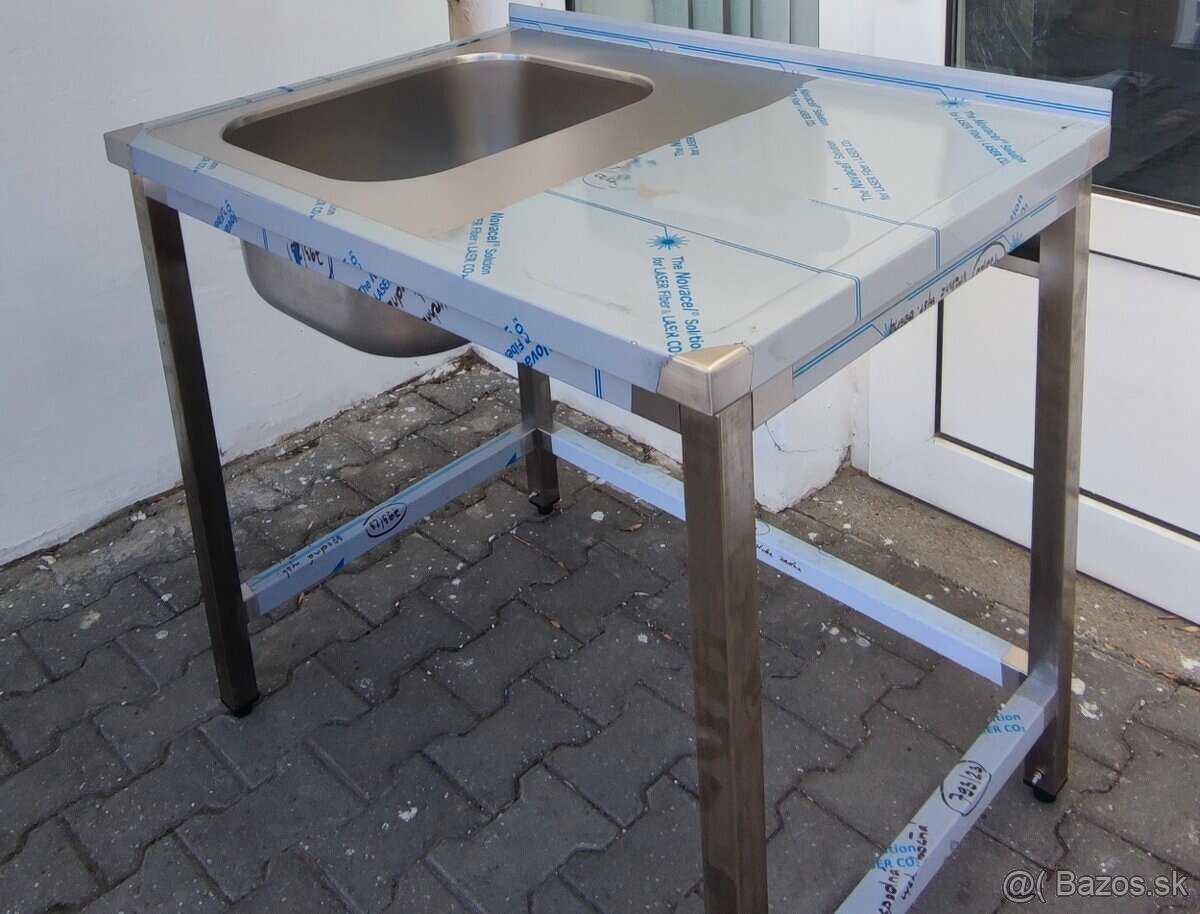 Umývacie stoly, nerezový gastro nábytok