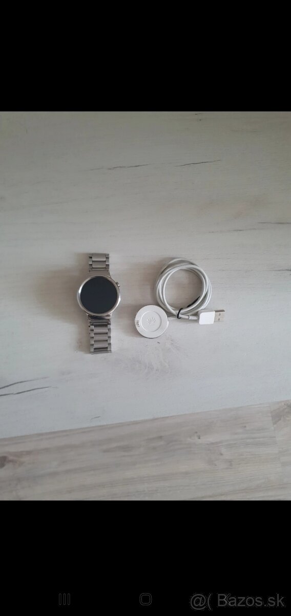 Huawei watch W1