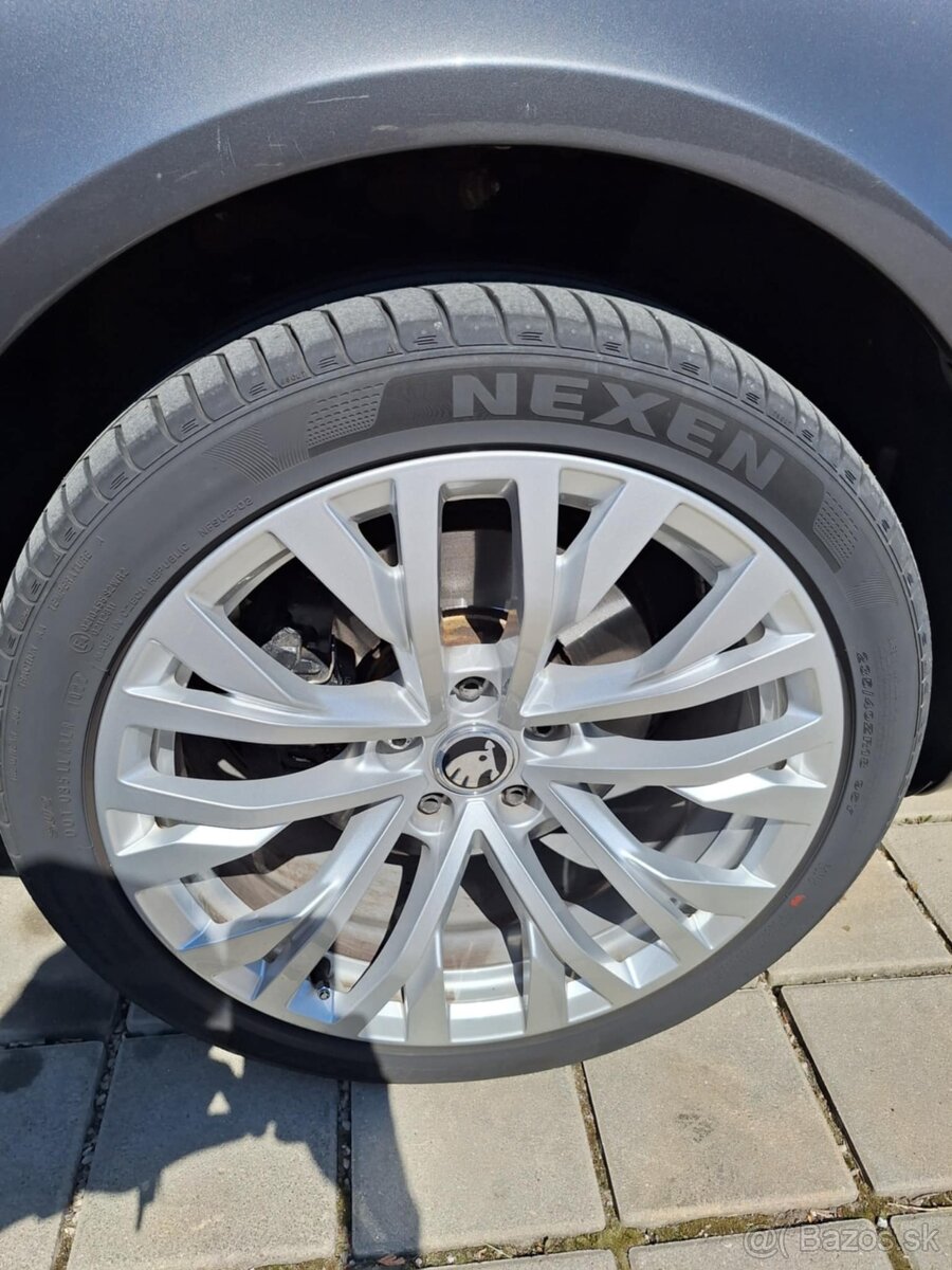 Sada orginál diskov Volkswagen 235/45 R18 NEXEN letné pneu