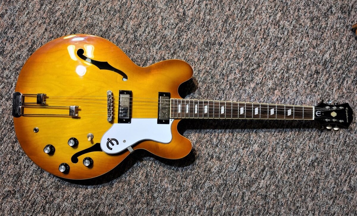 Epiphone Riviera Royal Tan