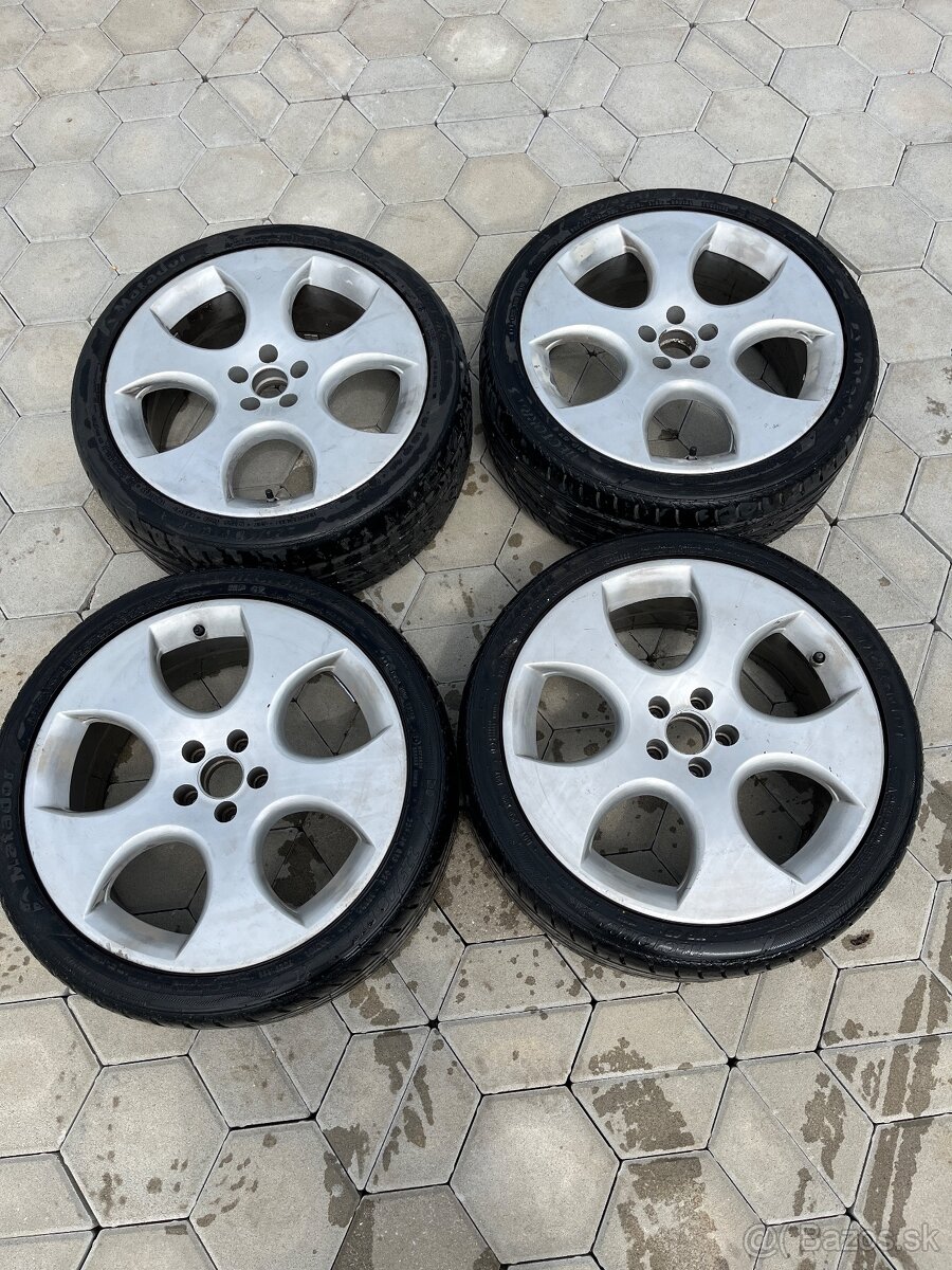 5x100 R18