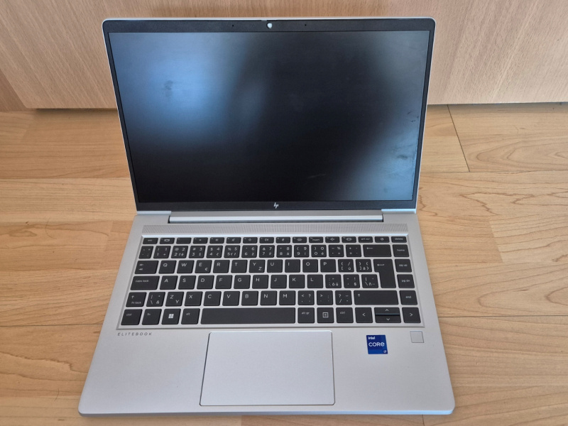 HP Elitebook 640 G10 - na náhradné diely - PN:817X0EA
