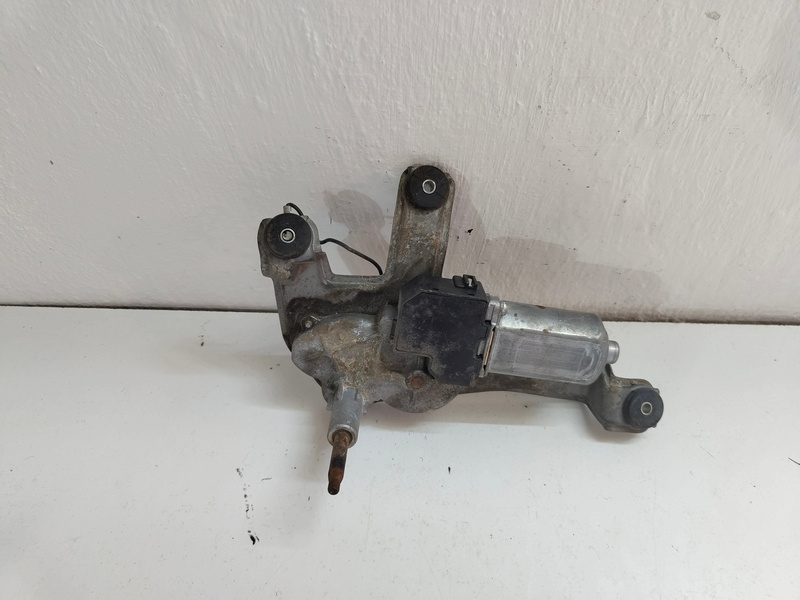 Motorček stieračov Toyota Corolla Verso 85130-0F010 30€