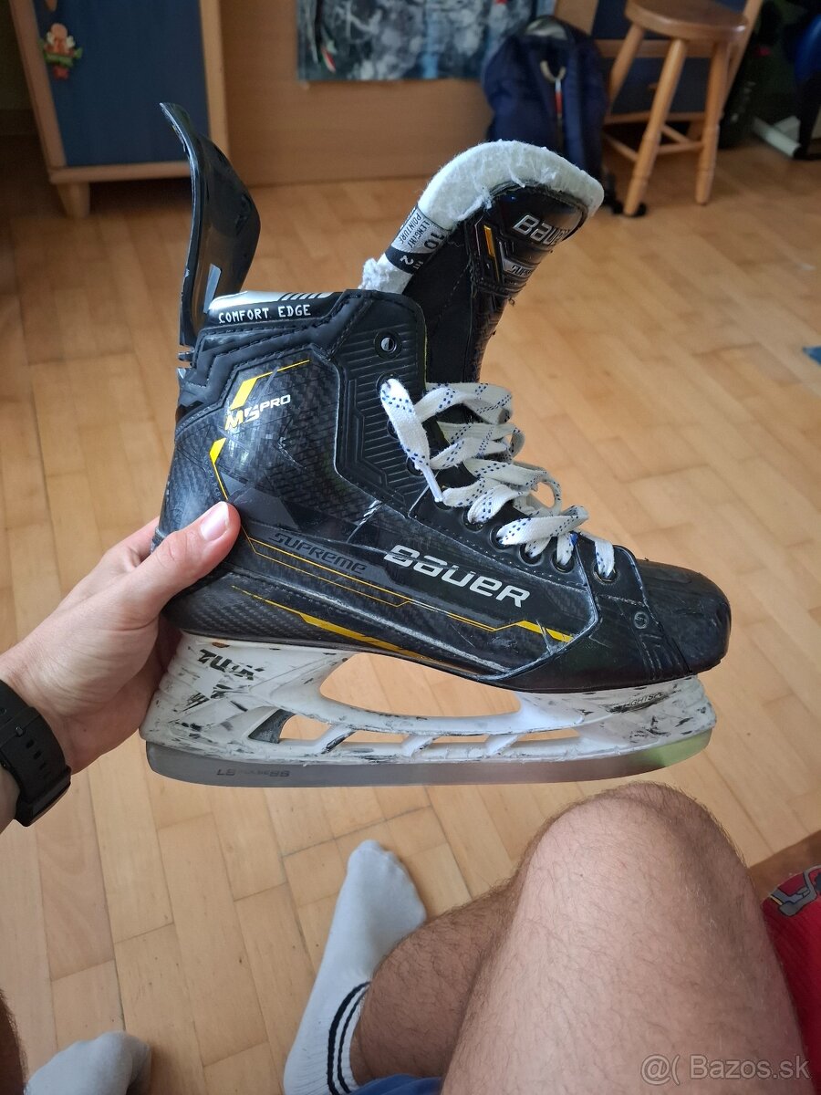 Predám hokejové korčule