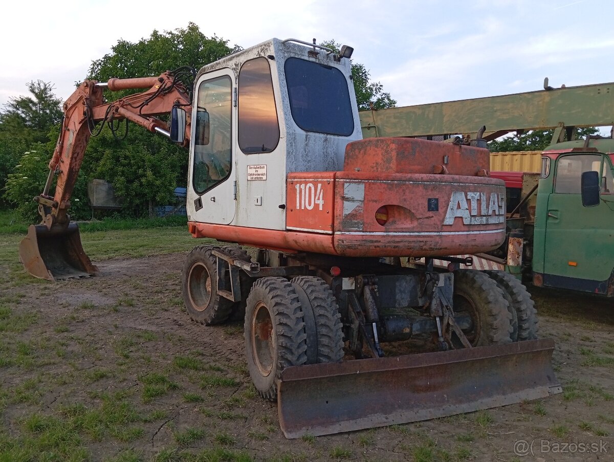 Kolesovy Bager ATLAS TEREX 1104 12T s TP