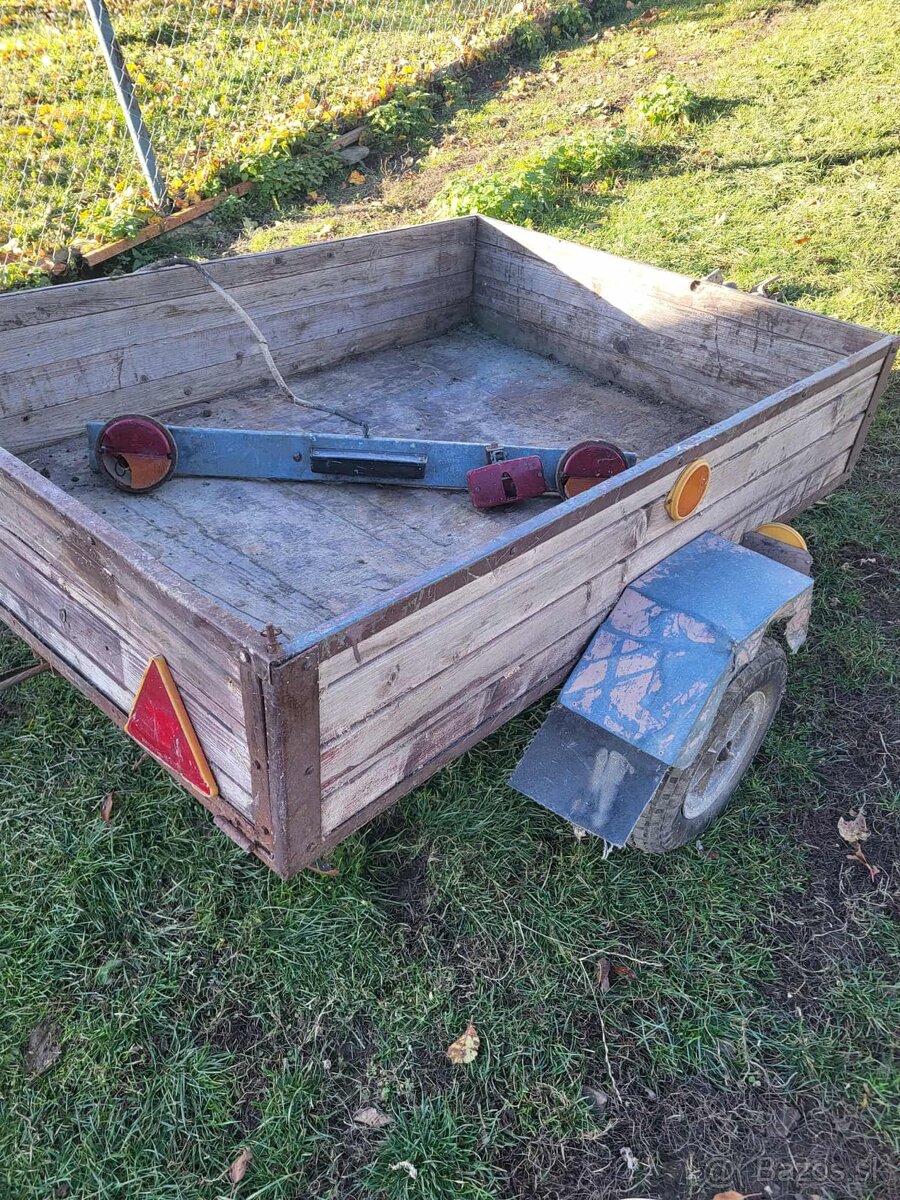 Vlečka, vozík za malotraktor