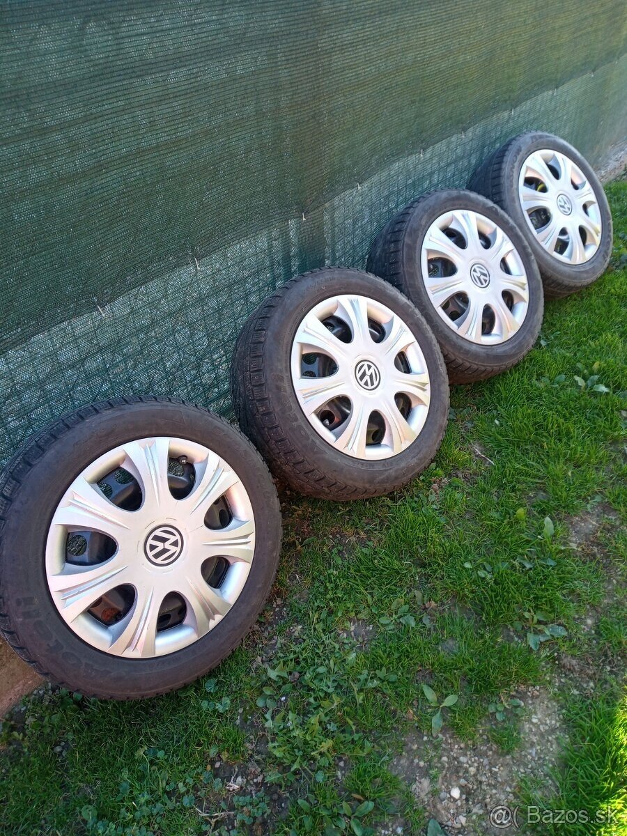 Predám zimné gumy na plech. diskoch R16 na VW, škoda, Se