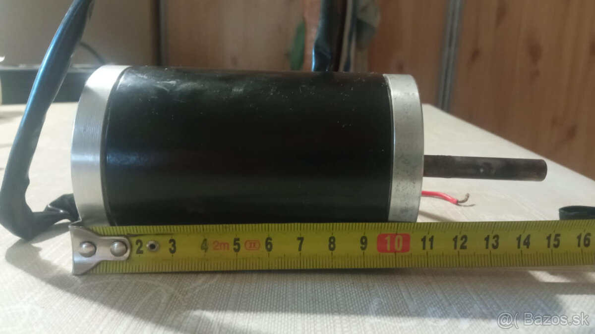 motorcek , motor 12v