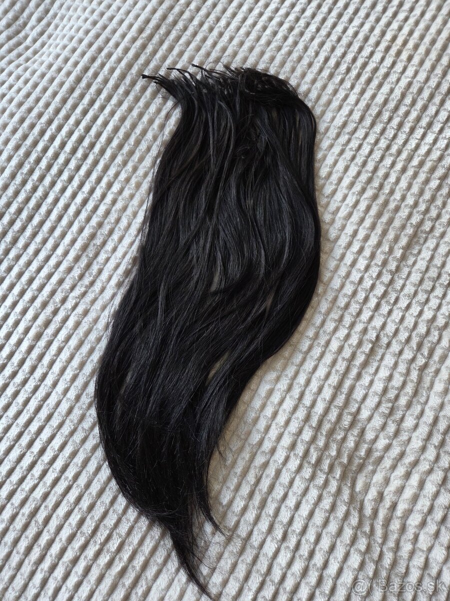 Ľudské ruské vlasy