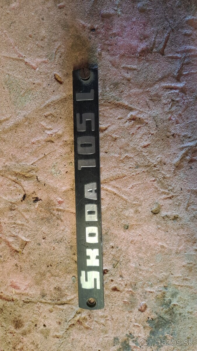 Napis skoda 105l