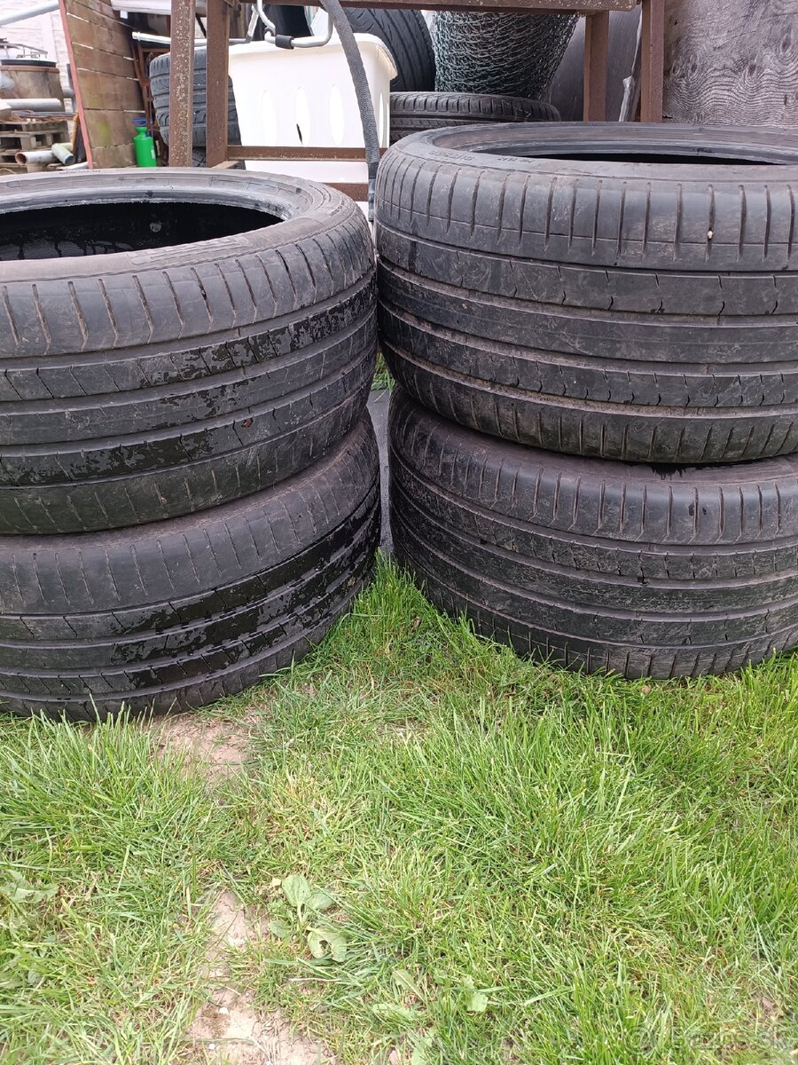 Pirelli p zero dvojrozmer