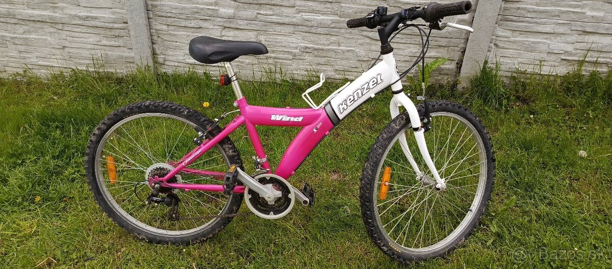 Dievčenský bicykel