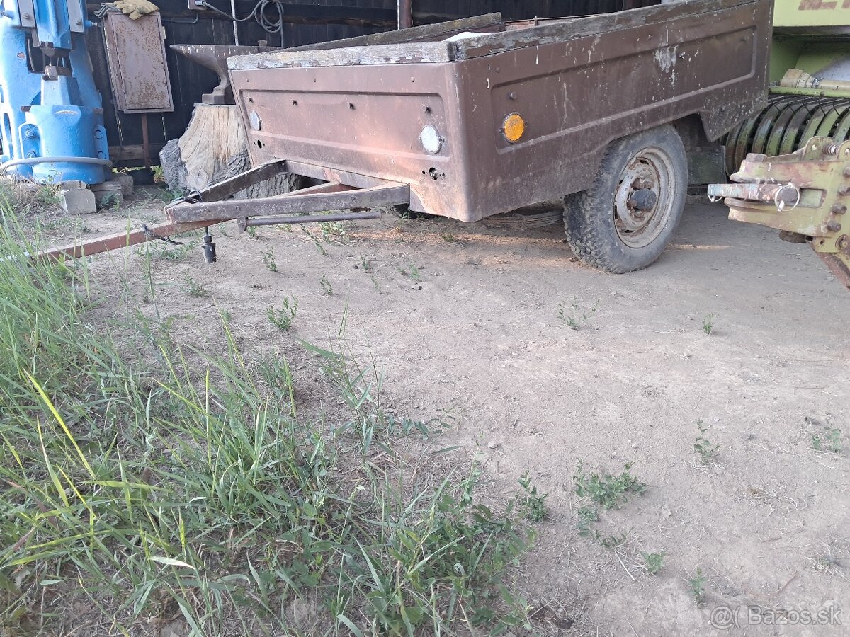 Prívesný vozík za 4x4 štvorkolku malotraktor
