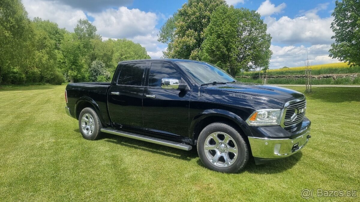 Dodge RAM 1500 Laramie