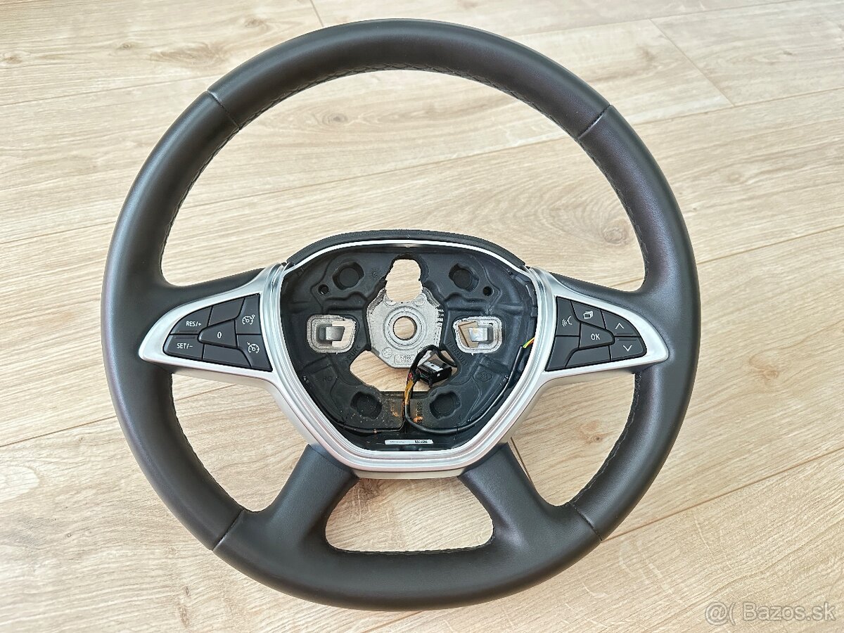 Kožený volant Dacia